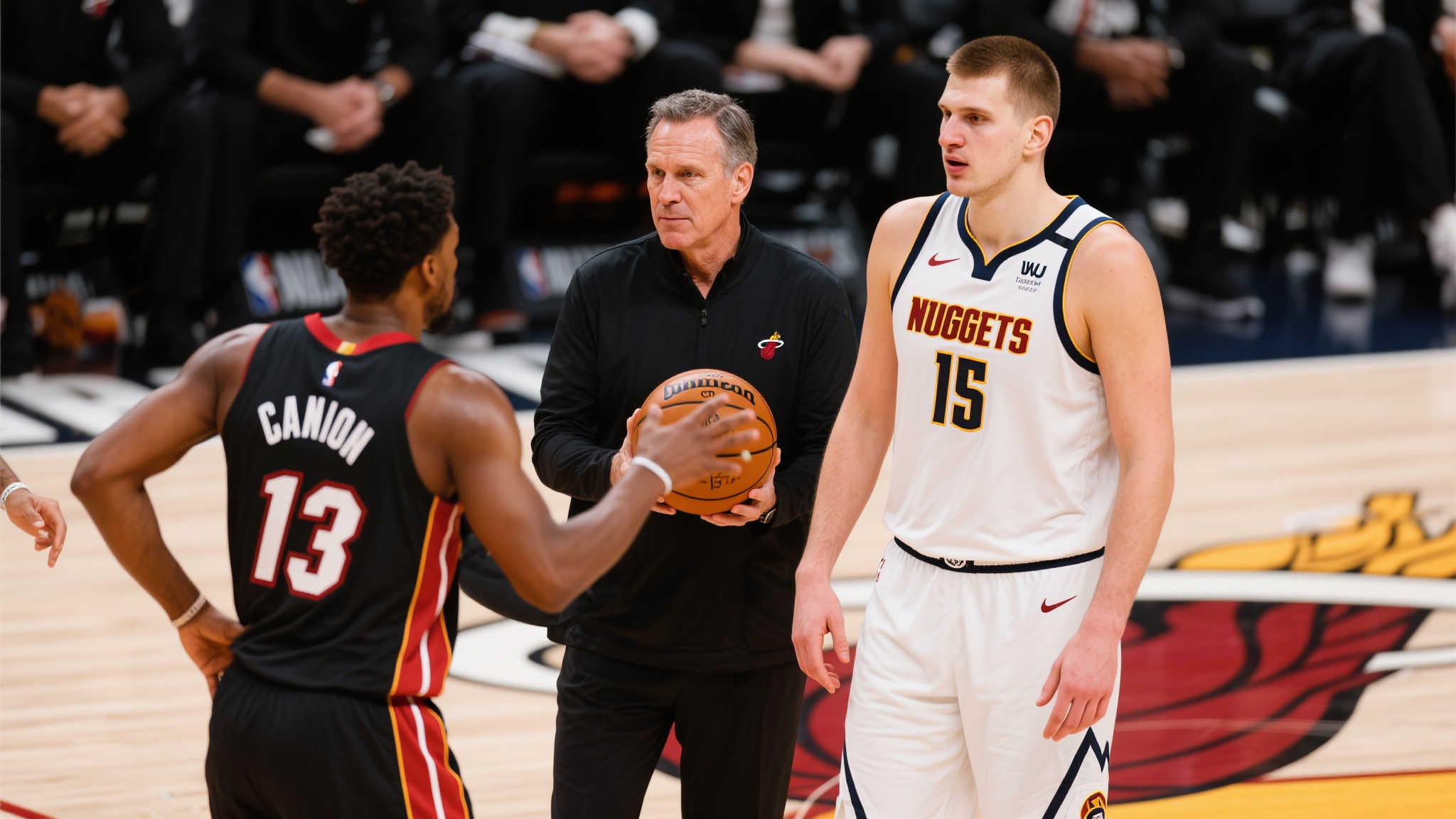 當前中場球 當前中場球